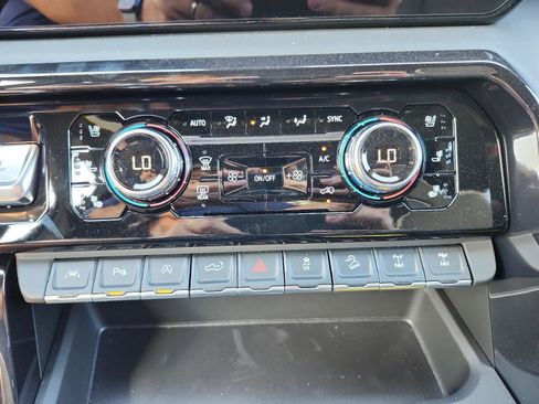 New 2026 GMC Sierra 1500 AT4X image 18