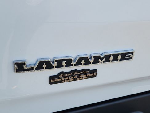 New 2026 RAM 1500 Laramie AWD/4WD image 8