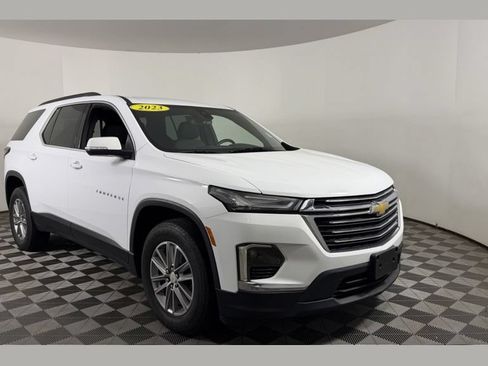 Used 2023 Chevrolet Traverse LT FWD image 1
