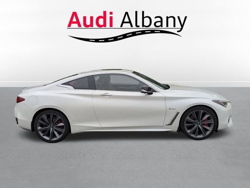 Used 2019 INFINITI Q60 Red Sport 400 w/ Proassist Package AWD/4WD image 3