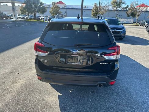 Used 2021 Subaru Forester Limited w/ Popular Package #3 image 6