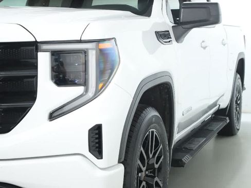 Used 2024 GMC Sierra 1500 Elevation AWD/4WD image 4