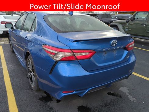 Used 2019 Toyota Camry SE w/ Audio Package image 4