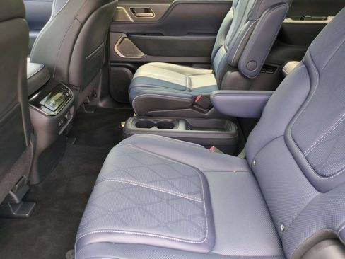 Used 2026 INFINITI QX80 4WD image 27