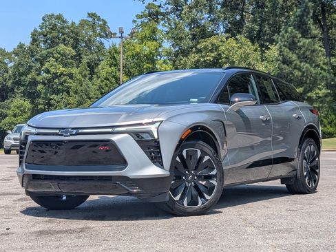 Used 2025 Chevrolet Blazer EV RS RWD image 4
