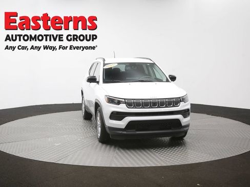 Used 2022 Jeep Compass Latitude w/ Convenience Group FWD image 51