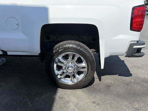 Used 2018 Chevrolet Silverado 2500 LTZ w/ Duramax Plus Package AWD/4WD image 18