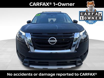 Certified 2025 Nissan Pathfinder SL