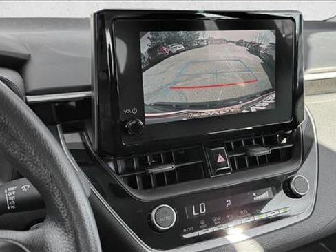 Used 2023 Toyota Corolla LE image 13