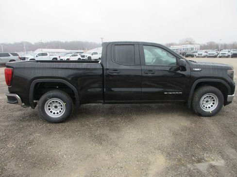 New 2026 GMC Sierra 1500 Pro w/ Pro Value Package image 3