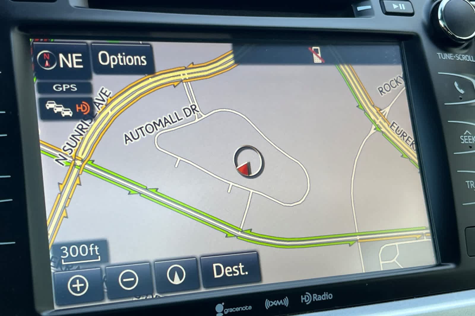 Used 2018 Toyota Highlander XLE FWD image 22