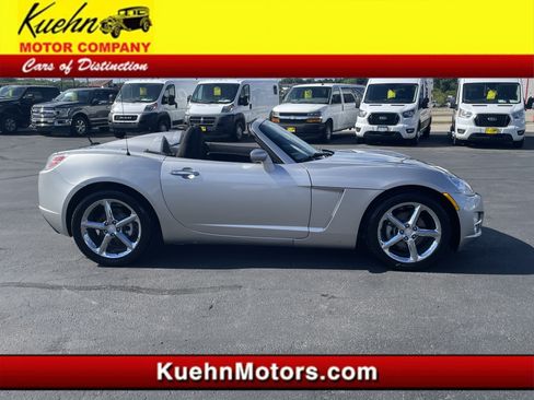 Used 2007 Saturn Sky RWD image 1