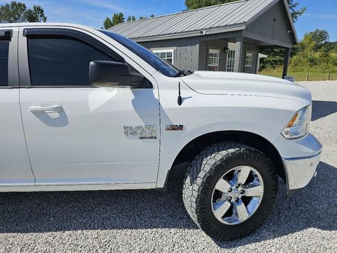 Used 2019 RAM 1500 Big Horn AWD/4WD image 15