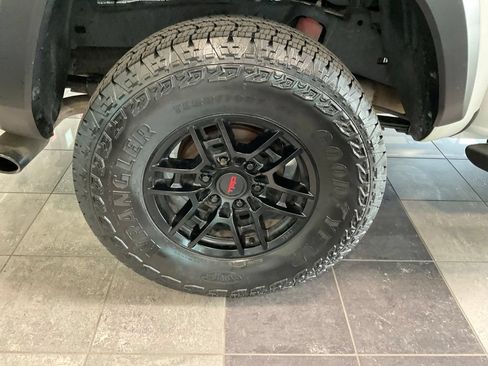 Used 2021 Toyota Tacoma TRD Pro AWD/4WD image 7