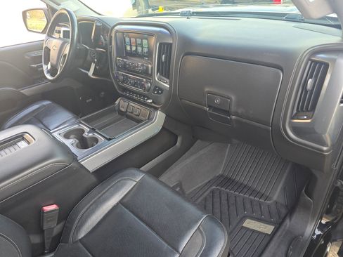 Used 2019 Chevrolet Silverado 2500 LTZ w/ Duramax Plus Package image 27