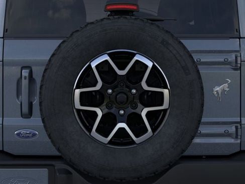 New 2025 Ford Bronco Outer Banks AWD/4WD image 24
