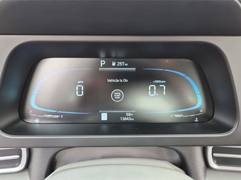 Certified 2025 Hyundai Elantra Sport FWD image 13