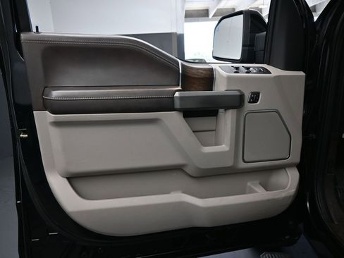 Used 2019 Ford F150 Limited w/ Trailer Tow Package image 19