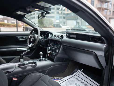 Used 2017 Ford Mustang GT w/ GT Performance Package image 14