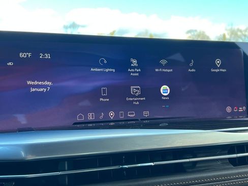 Certified 2025 Cadillac Escalade Premium Luxury w/ Touring Package image 35