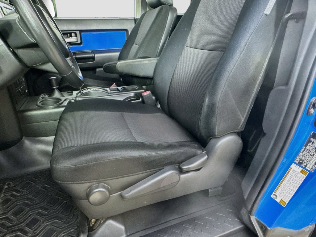 Used 2007 Toyota FJ Cruiser 4WD w/ Upgrade Pkg 2 image 20