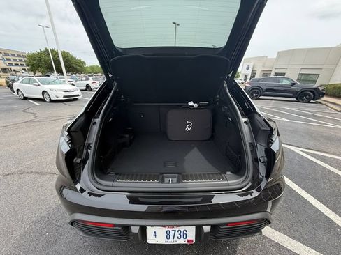 Used 2024 Porsche Macan 4 Electric AWD/4WD image 26