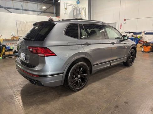 Used 2023 Volkswagen Tiguan SE R-Line AWD/4WD image 5