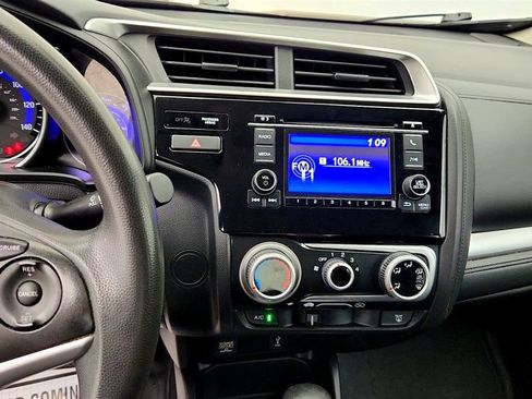 Used 2018 Honda Fit LX image 16
