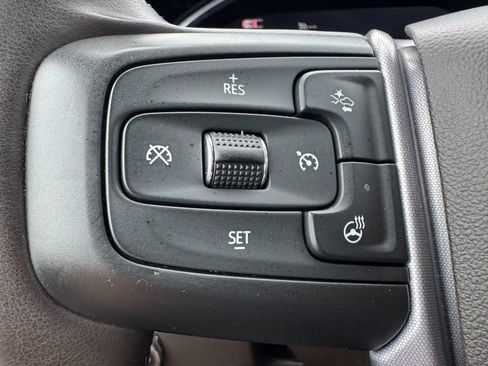 Used 2025 GMC Sierra 1500 SLT image 17