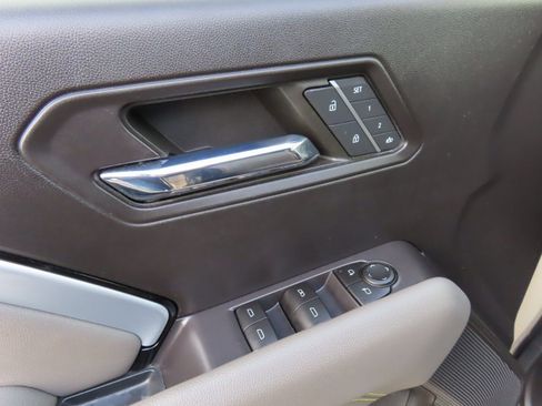 Used 2023 Chevrolet Colorado ZR2 w/ ZR2 Convenience Package III image 14