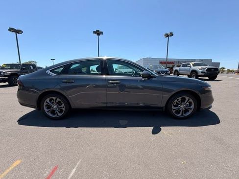 Used 2023 Honda Accord EX image 4