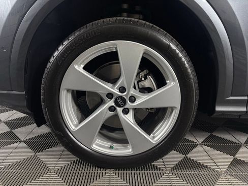 Used 2025 Audi Q5 Premium Plus w/ Premium Plus AWD/4WD image 10
