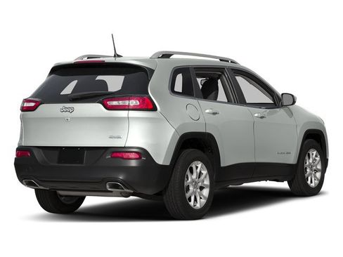 Used 2016 Jeep Cherokee 75th Anniversary image 2
