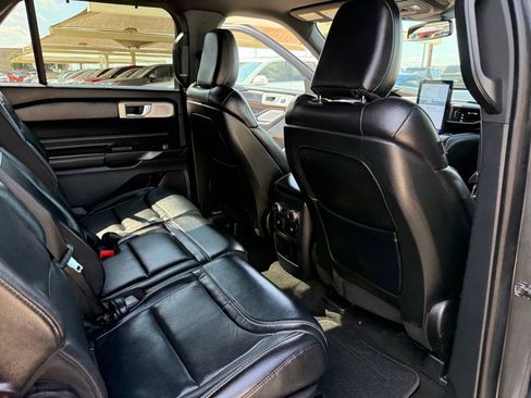 Used 2020 Ford Explorer ST w/ ST Street Pack AWD/4WD image 17