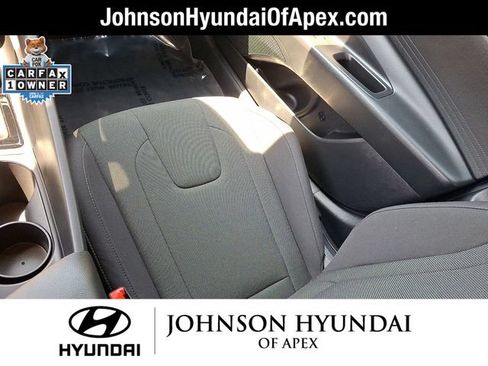 Certified 2024 Hyundai Elantra SE FWD image 15