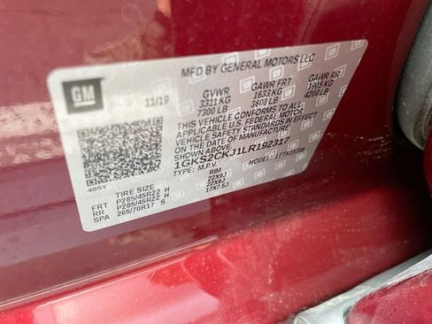 Used 2020 GMC Yukon Denali w/ Denali Premium Package image 28