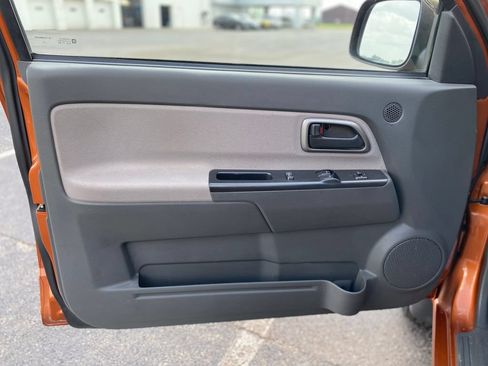 Used 2005 Chevrolet Colorado LS w/ Power Convenience Package AWD/4WD image 18