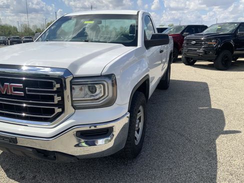 Used 2018 GMC Sierra 1500 2WD Regular Cab image 12