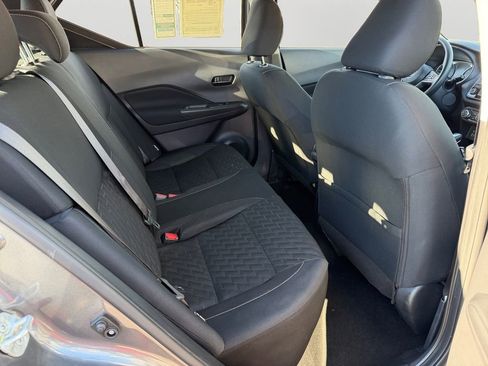 Used 2022 Nissan Kicks S image 8