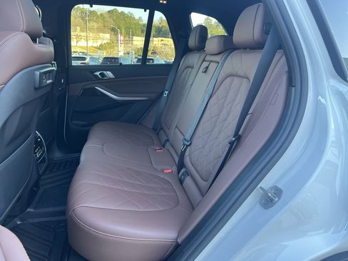 Used 2023 BMW X5 sDrive40i w/ Climate Comfort Package image 31