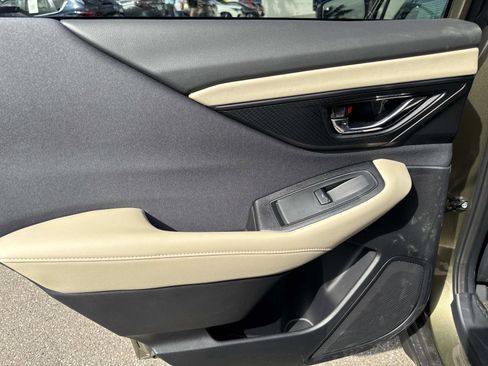Used 2025 Subaru Outback Premium image 13
