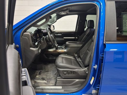 Used 2022 Chevrolet Silverado 1500 RST w/ Convenience Package II image 16