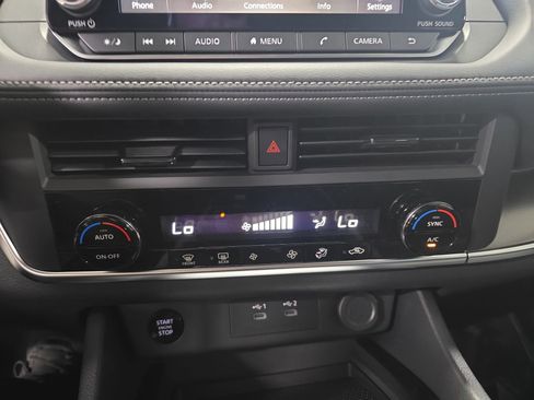 New 2026 Nissan Rogue SV image 24