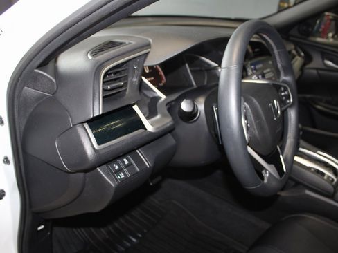 Used 2021 Honda Civic Sport image 12