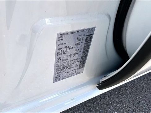 Used 2025 Nissan Frontier SV RWD image 20