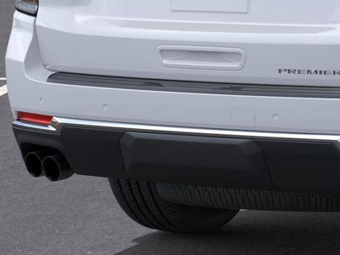 New 2026 Chevrolet Suburban Premier image 14