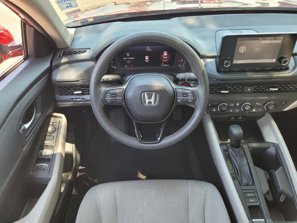 Used 2023 Honda Accord EX image 11