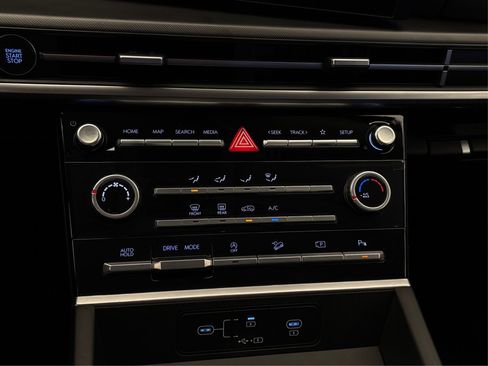 Used 2024 Hyundai Santa Fe SE image 24