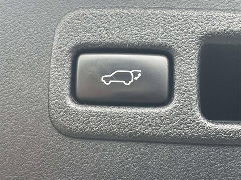 Used 2015 Lexus NX 300h FWD image 21