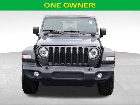 Used 2020 Jeep Wrangler Unlimited Sport AWD/4WD image 3